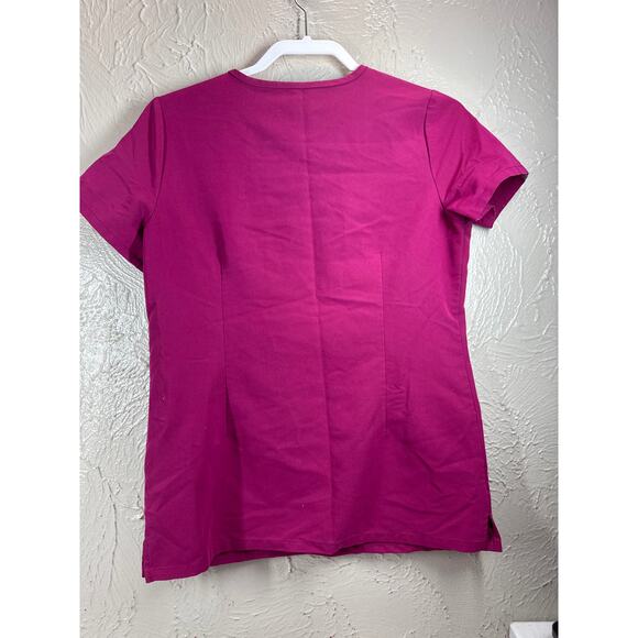 FIGS Technical Scrub Top Womens Dark Pink Stretch V-Neck Pockets Uniform Size XS - Picture 3 of 4
